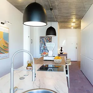 Columbano - Boutique Ensuites, Cokitchen & Parking Lissabon